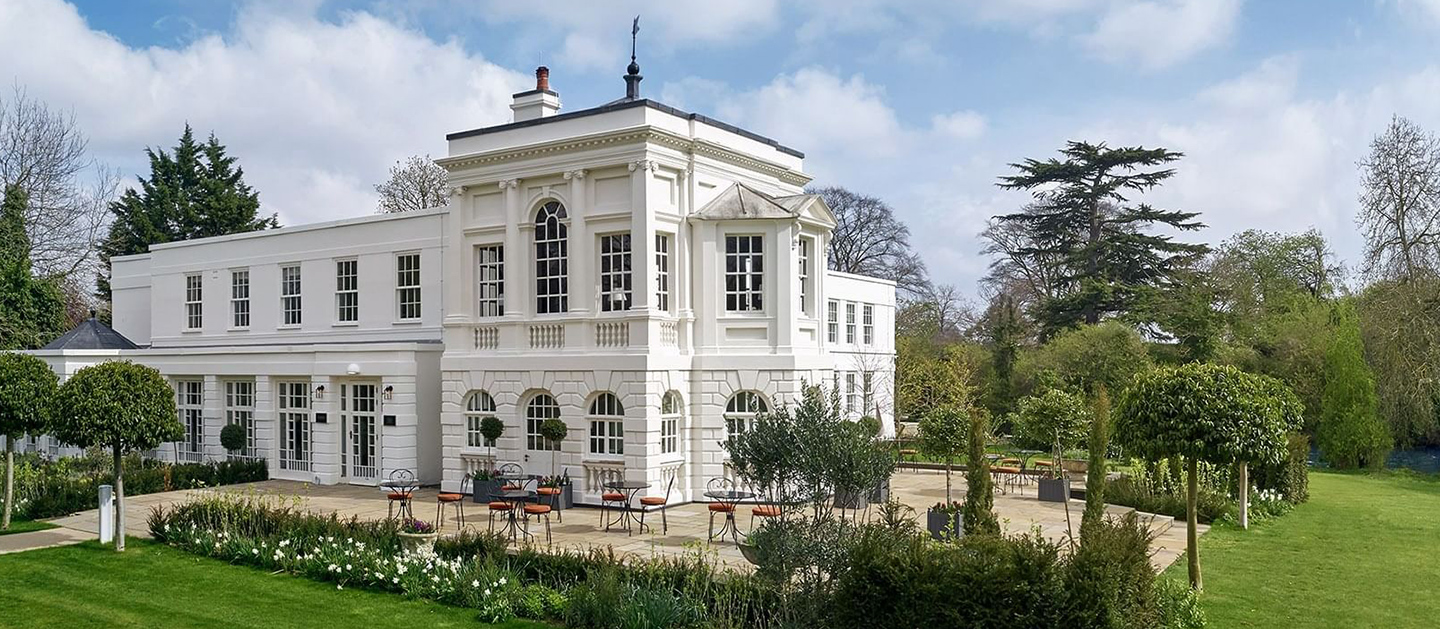 A building that looks like a castle.